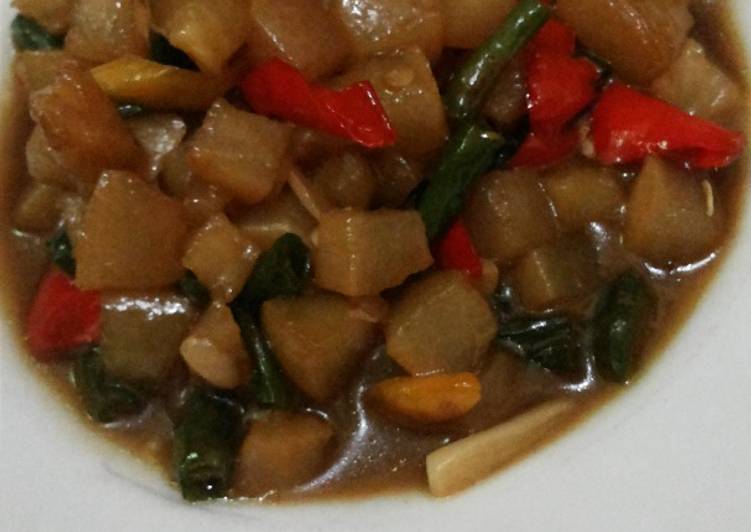 Easiest Way to Prepare Tasty Oseng Kikil Cabe Hijau