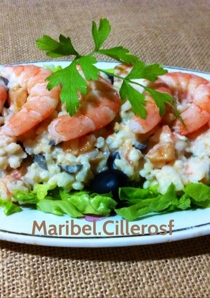Una foto de Arroz blanco con langostinos