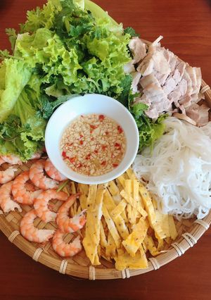 Hình của món Bún trộn tôm thịt 🥩🦐🥗.