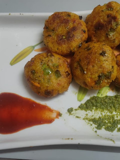 પૌઆ કટલેટ (Poha Cutlet recepie in Gujarati) રેસીપી મુખ્ય ફોટો