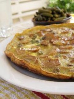 A picture of Mushroom & capers Omelet.