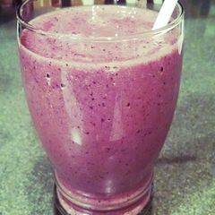 A picture of Vitamin A-mazing Green Smoothie.