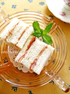 A picture of Cured Ham and Radish Sandwich.