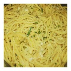 A picture of Aglio e Olio.