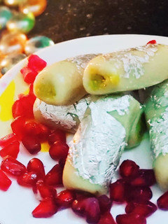 काजू पिस्ता रोल (Kaju pista roll recipe in hindi) रेसिपी मुख्य फोटो