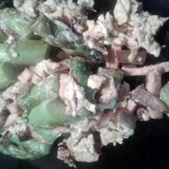 A picture of Healthy asparagus scramble.