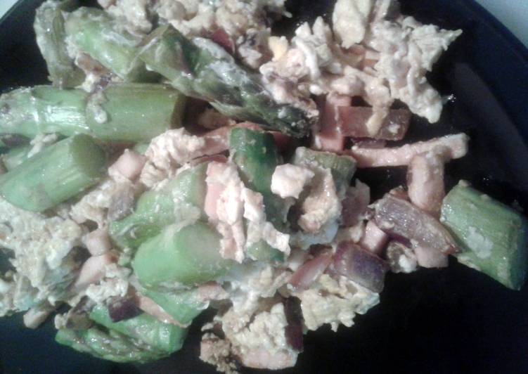 Recipe of Delicious Healthy asparagus scramble