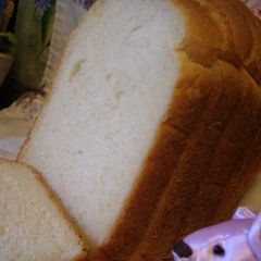 Super Simple Milky Bread in a Bread Maker A picture of Super Simple Milky Bread in a Bread Maker.