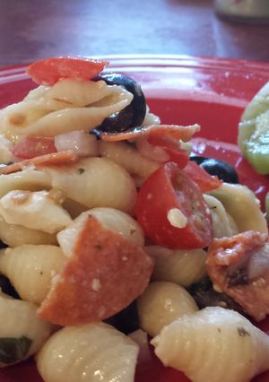 A picture of Easy Italian Pasta Salad.