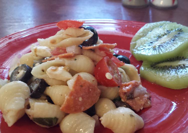 Easy Italian Pasta Salad Easy Italian Pasta Salad