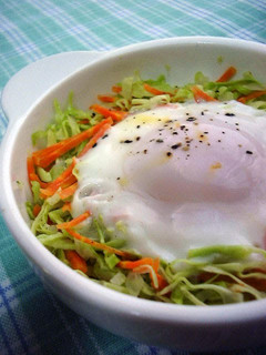 A picture of Cabbage & Steamed Fried Eggs.
