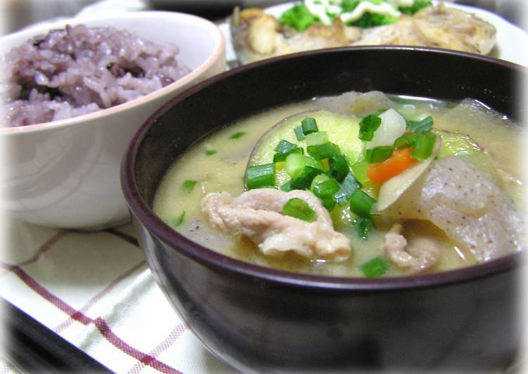 Recipe of Perfect Rich Pork Miso Soup