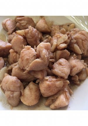 รูปของ ไก่กระเทียม🐔 (สูตรไก่นุ๊มนุ่ม)