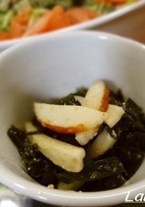 A picture of Super Easy Korean-Style Wakame & Kamaboko in Vinegar Dressing.
