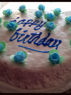 A picture of AMIEs MERINGUE Frosting.