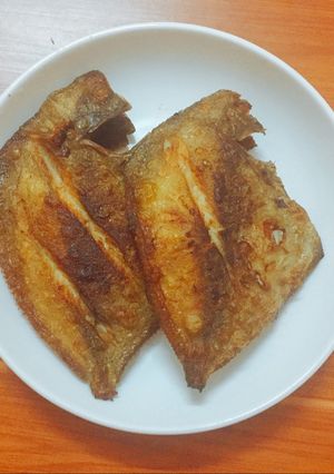 Hình của món Cá chim chiên giòn.