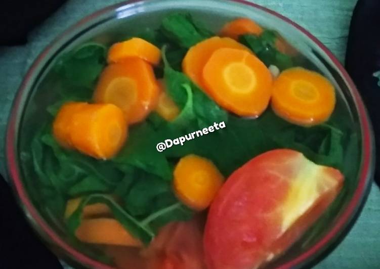 Resep Sayur Bening Bayam Wortel, Bisa Manjain Lidah