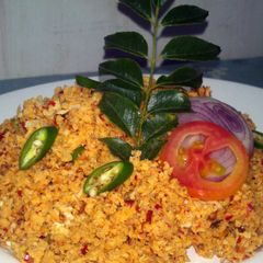 A picture of Egg and coconut scramble sambol.