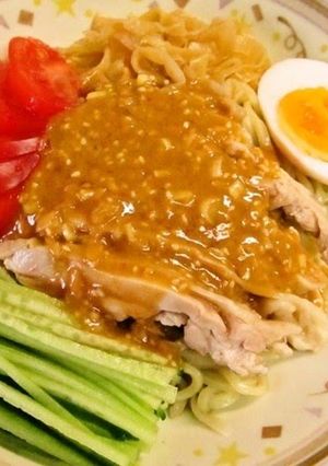 A picture of Szechuan Chicken Over Chilled Noodles (Bàng Bàng jī liáng miàn).
