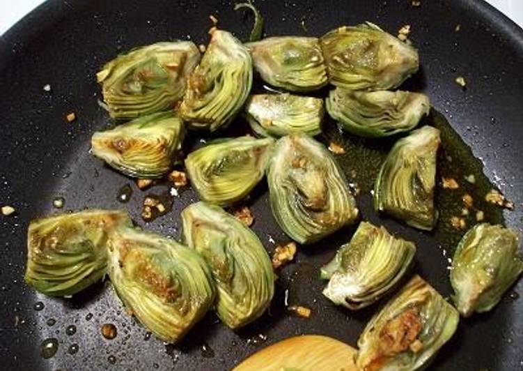 Easiest Way to Make Quick Garlic Sautéed Baby Artichokes