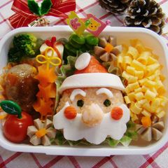 A picture of Santa Claus Bento for Christmas.
