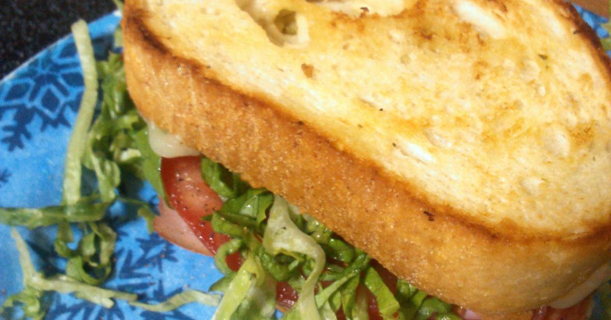 Best ever Italian Sandwich Recipe by kekarox10 Cookpad