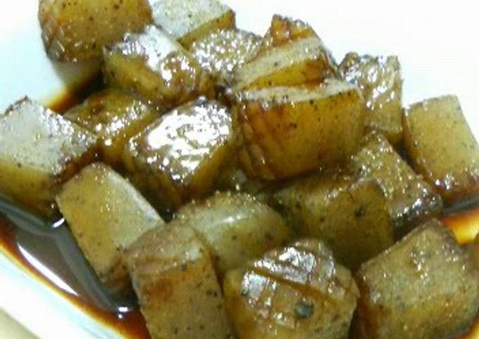 Cubed Konnyaku "Steak" With Shiso Garlic Soy Sauce