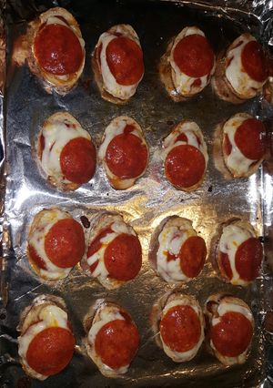 A picture of Mini Pizzas.