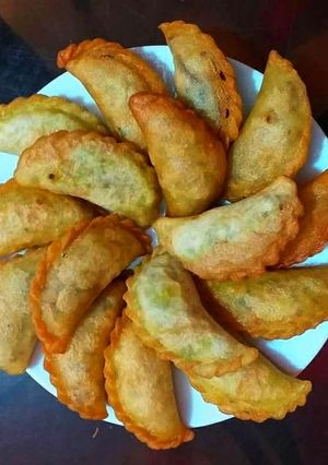 ভাজা পুলি পিঠা রেসিপির প্রধান ছবি