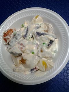 A picture of Potatoe and peas salad.