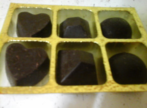 A picture of Raw Diabetic/non Diabetic Dark/milk Chocolate.
