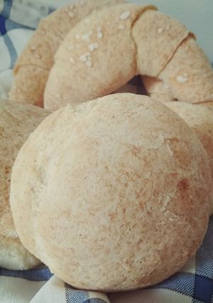 Gluténmentes joghurtos zsemle, kifli rizslisztből recept fotója