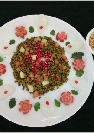 A picture of Whole green gram chaat.