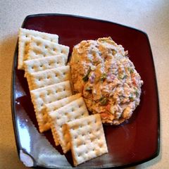 A picture of Tuna salad.