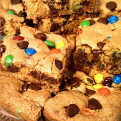 A picture of Cookie Bars.