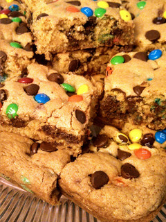 A picture of Cookie Bars.