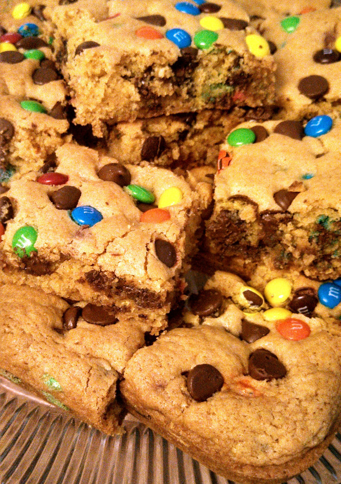 A picture of Cookie Bars.