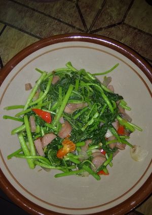 Foto resep Oseng2 bayam sosis
