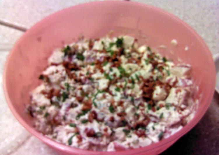 How to Make Award-winning Bacon Horseradish Potato Salad