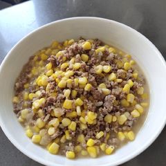 A picture of Beef with Corn.