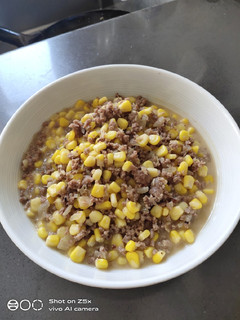 A picture of Beef with Corn.