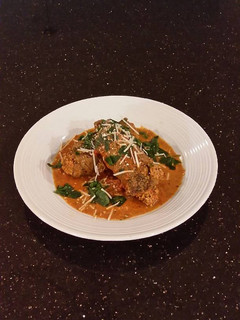 A picture of Beef Rolls with Meat/Cheese Cannelloni Stuffing.