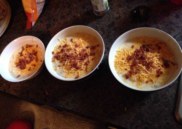 Fresh Amazing Slow Cooker Potato Soup