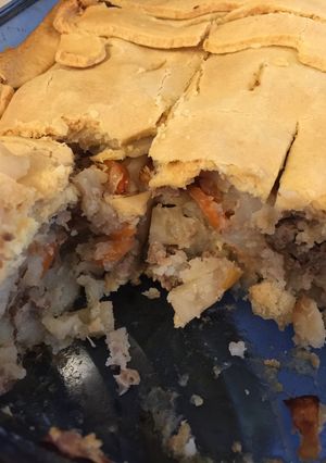 A picture of Pasty Pie (pass-tee). Similar to a Meat Pie..