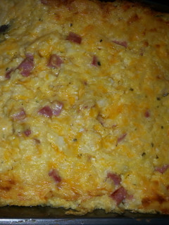 A picture of Cheesey hammy hashbrown casserole!.