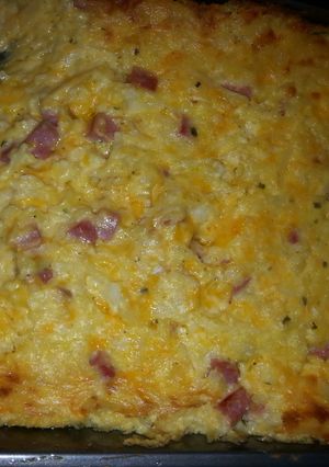 A picture of Cheesey hammy hashbrown casserole!.