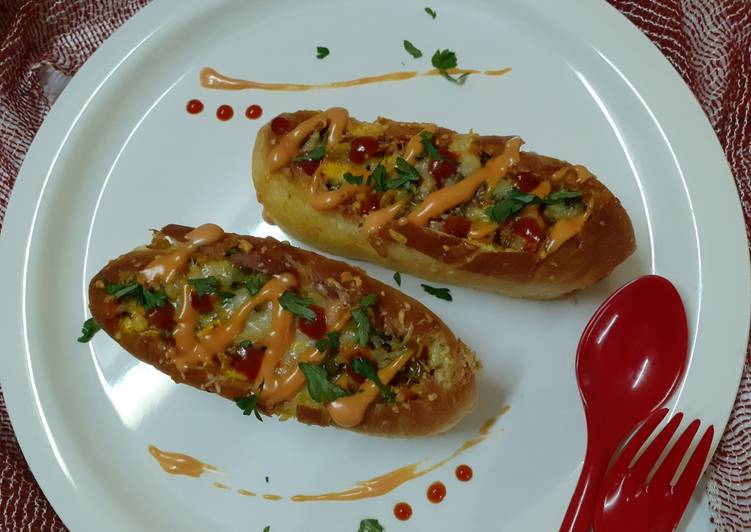 Recipe of Favorite Cheesy paneeri hot dog