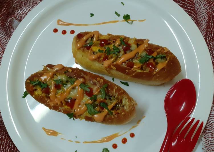 Recipe of Super Quick Homemade Cheesy paneeri hot dog