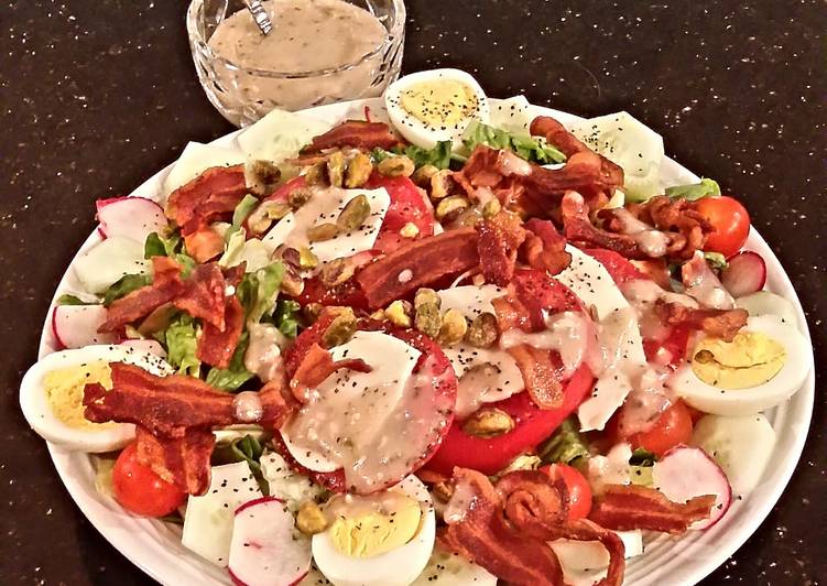 Simple Way to Make Homemade BLT Summer Salad