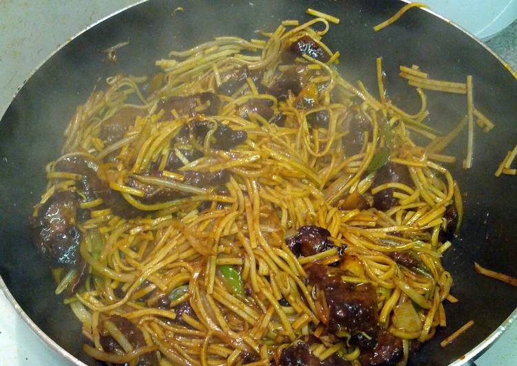 Beef or Chicken Chow Mein